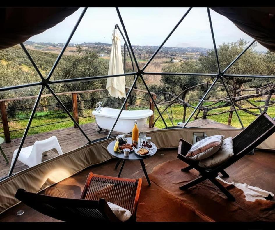 Cerchio Del Desiderio Glamping Retreat Hotel Pescara Ngoại thất bức ảnh
