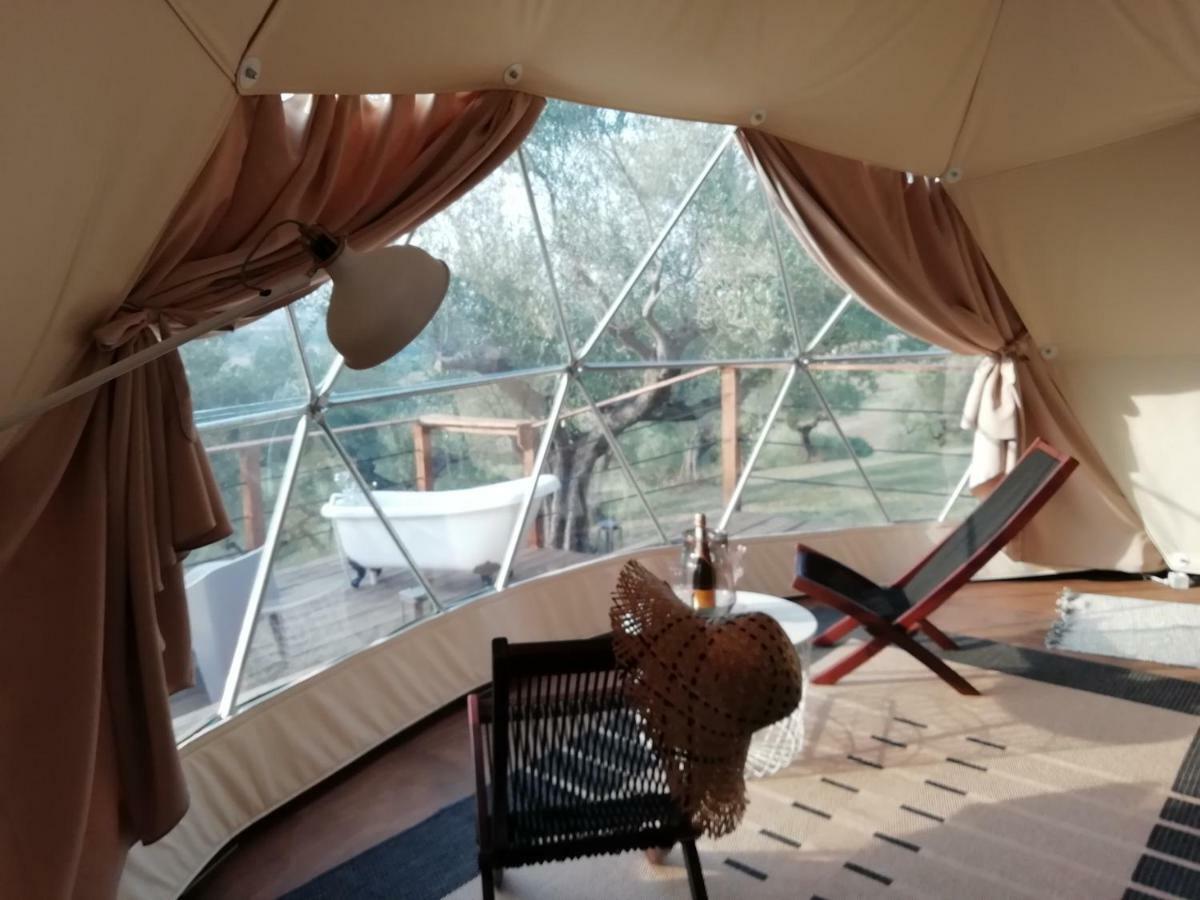 Cerchio Del Desiderio Glamping Retreat Hotel Pescara Ngoại thất bức ảnh