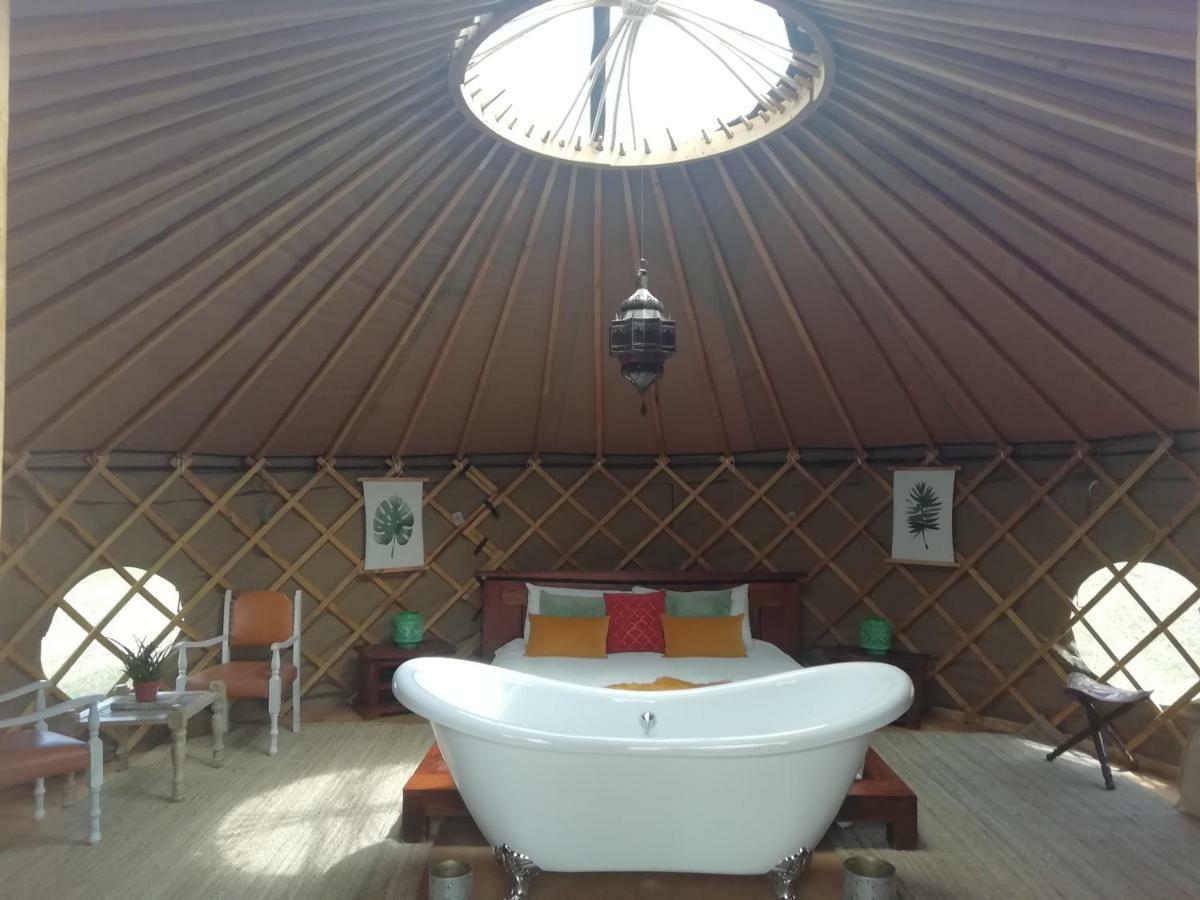 Cerchio Del Desiderio Glamping Retreat Hotel Pescara Ngoại thất bức ảnh