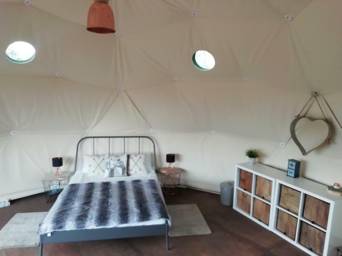 Cerchio Del Desiderio Glamping Retreat Hotel Pescara Ngoại thất bức ảnh