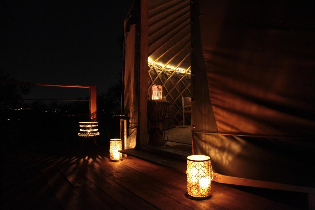 Cerchio Del Desiderio Glamping Retreat Hotel Pescara Ngoại thất bức ảnh